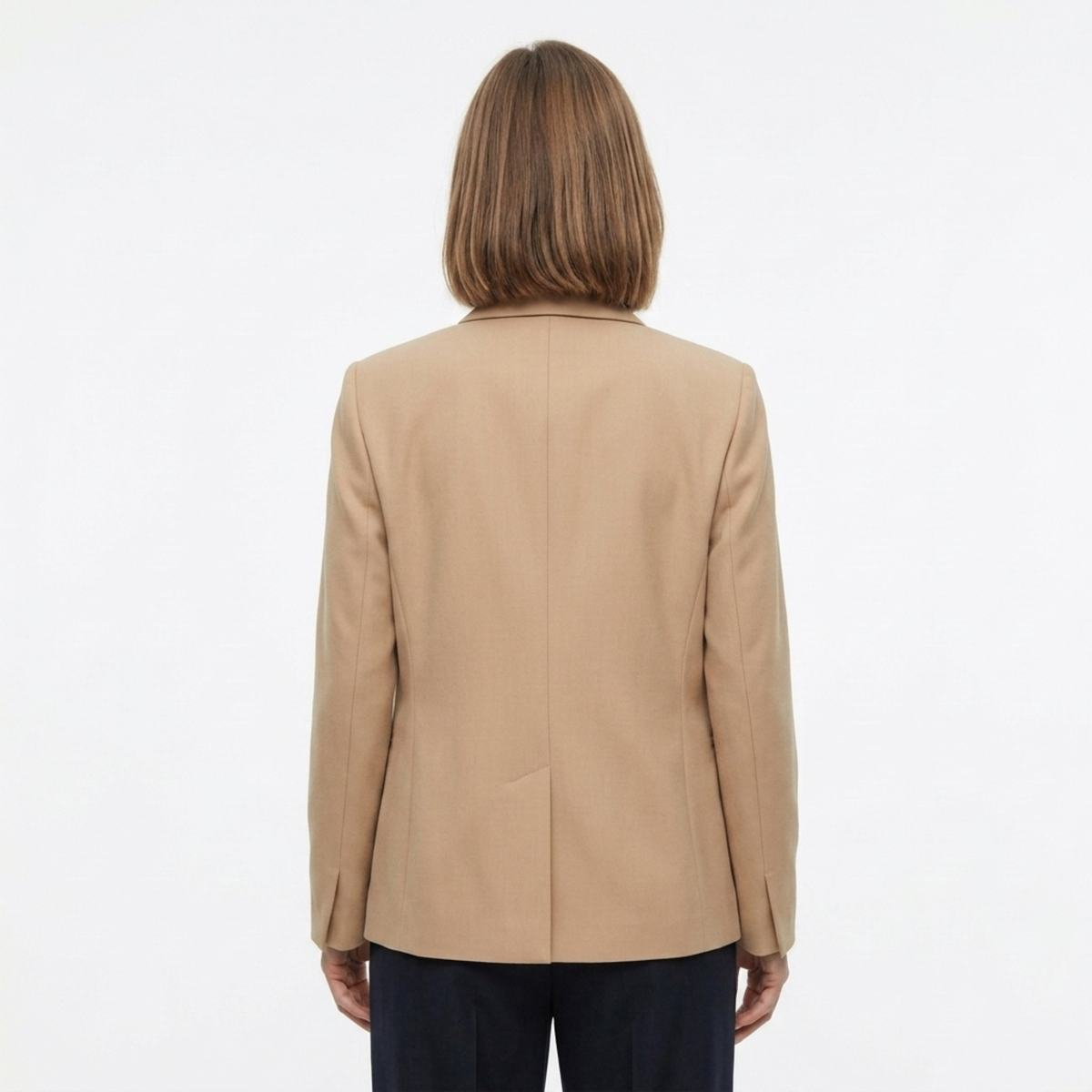 Damen-Blazer in lockerer Passform mit Seitenschlitzen und verdeckter Schnalle — Produktansicht