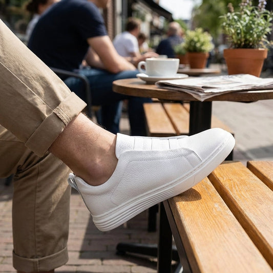 Men’s Sneakers – Stretch Laces and Timeless Refined Style — White