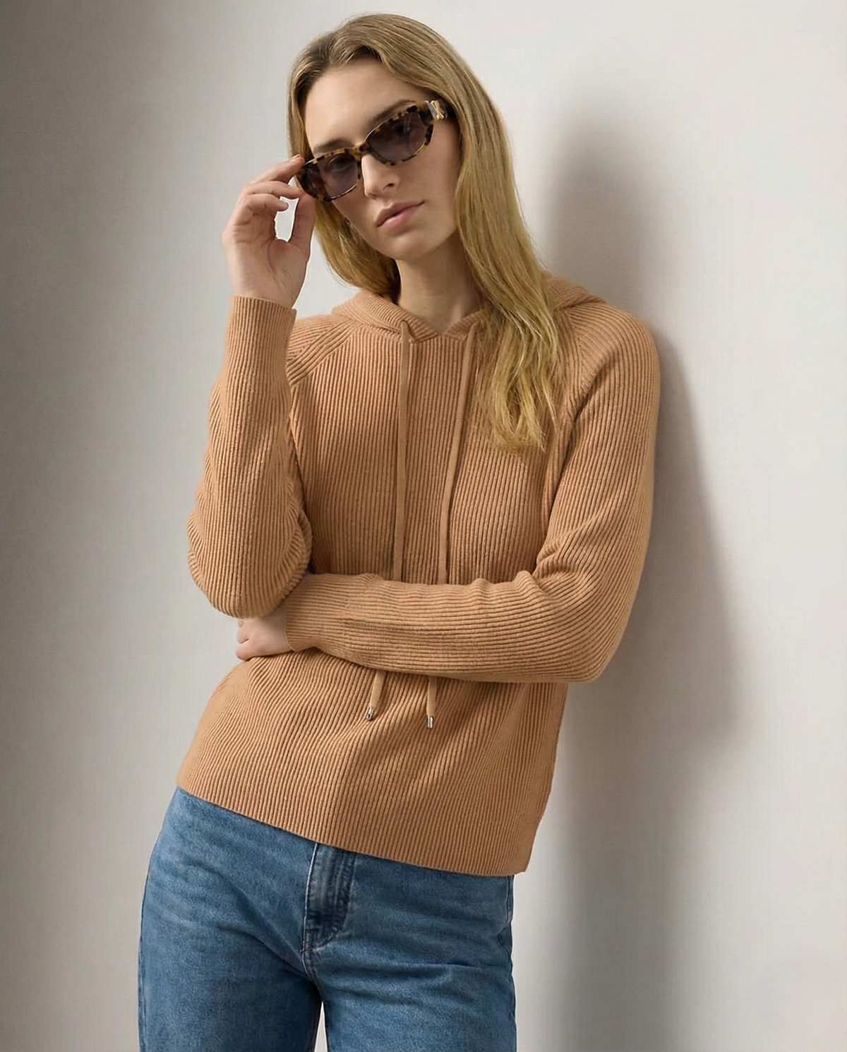 Women’s Sweatshirt – Relaxed Fit and Adjustable Drawstrings — Camel