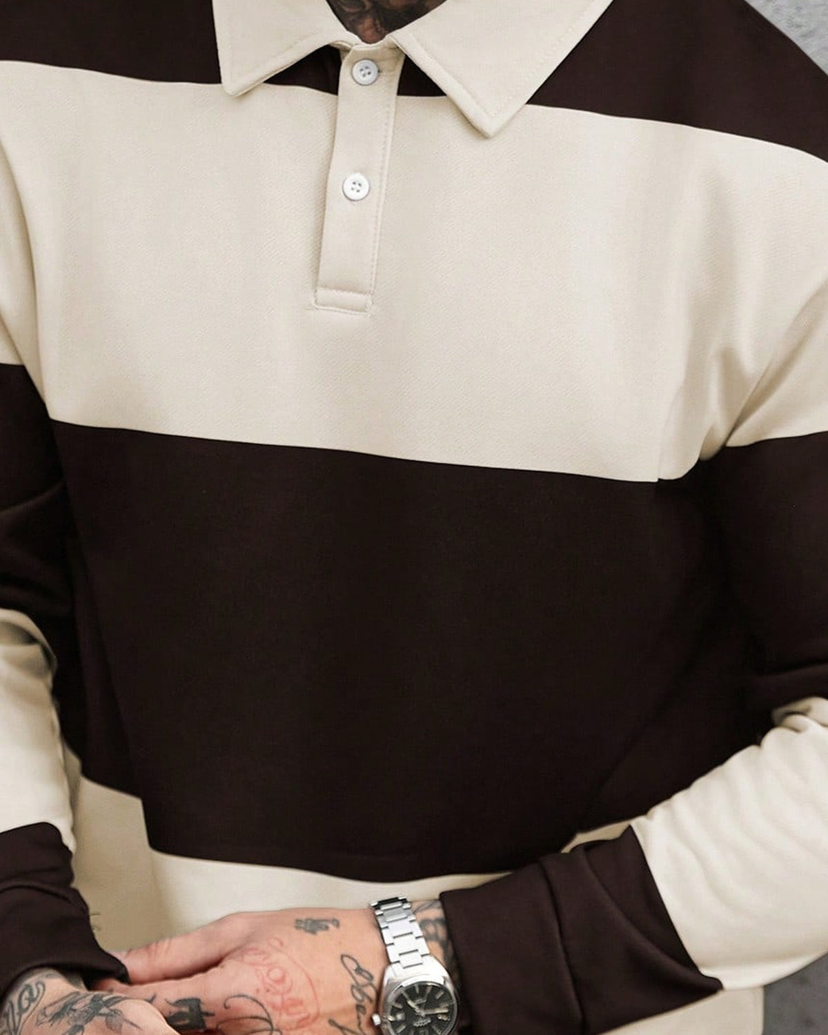 Men's Long Sleeve Polo Shirt in Brown - detalhe