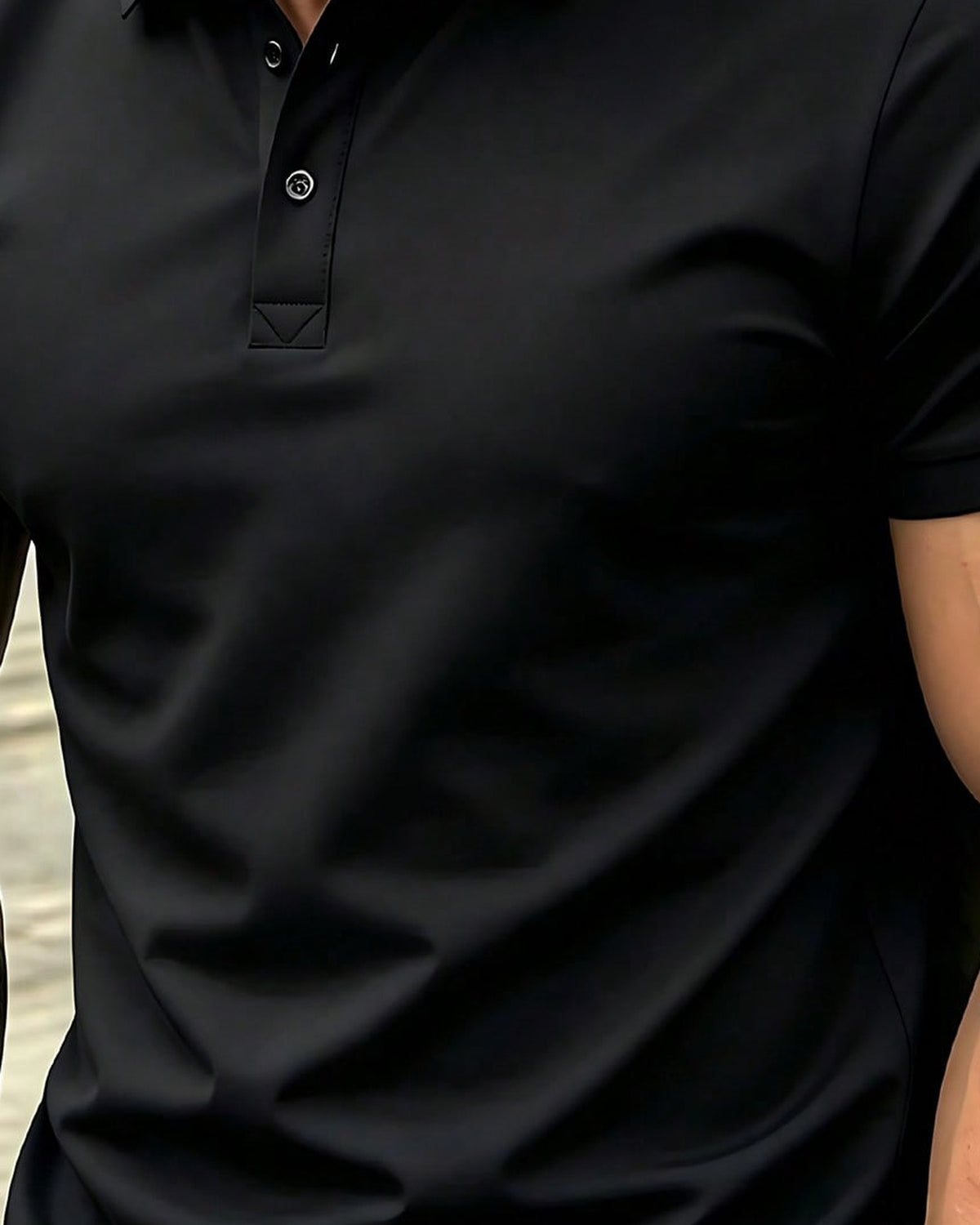 Men's Short Sleeve Polo Shirt in Black - detalhe