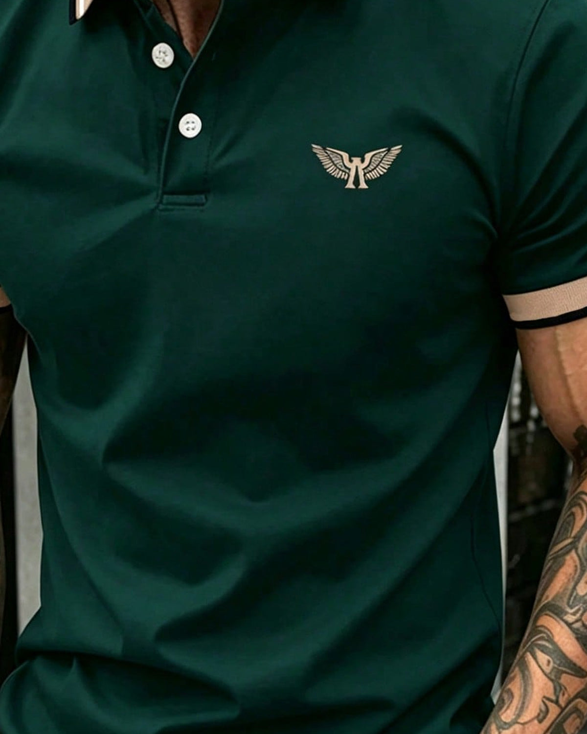 Men's Short Sleeve Polo Shirt in Dark Green - detalhe