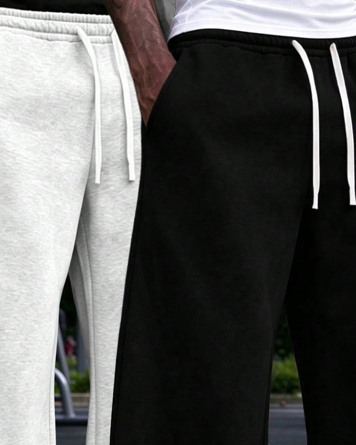 Men's Trousers in Black - detalhe