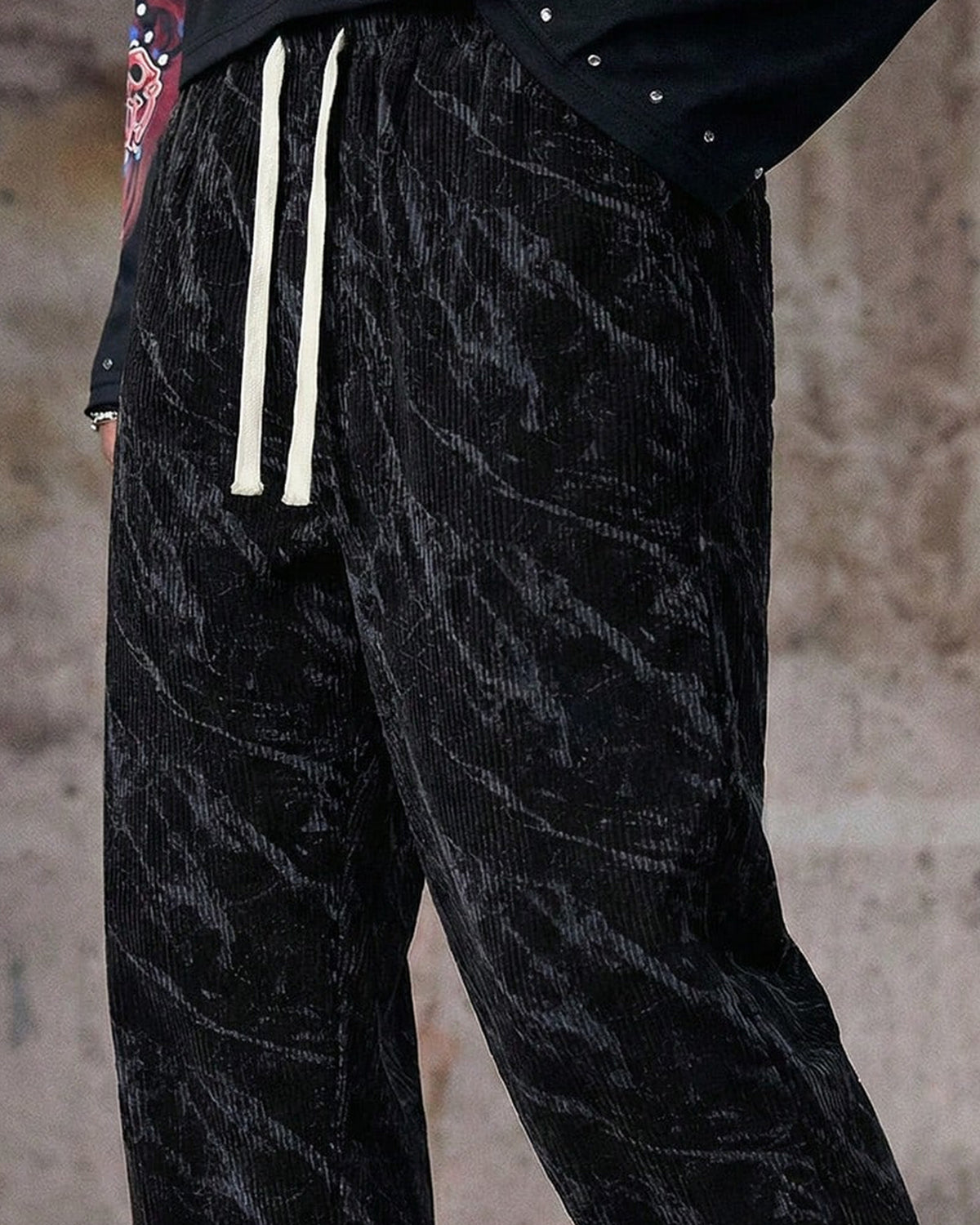 Men's Trousers in Black - detalhe