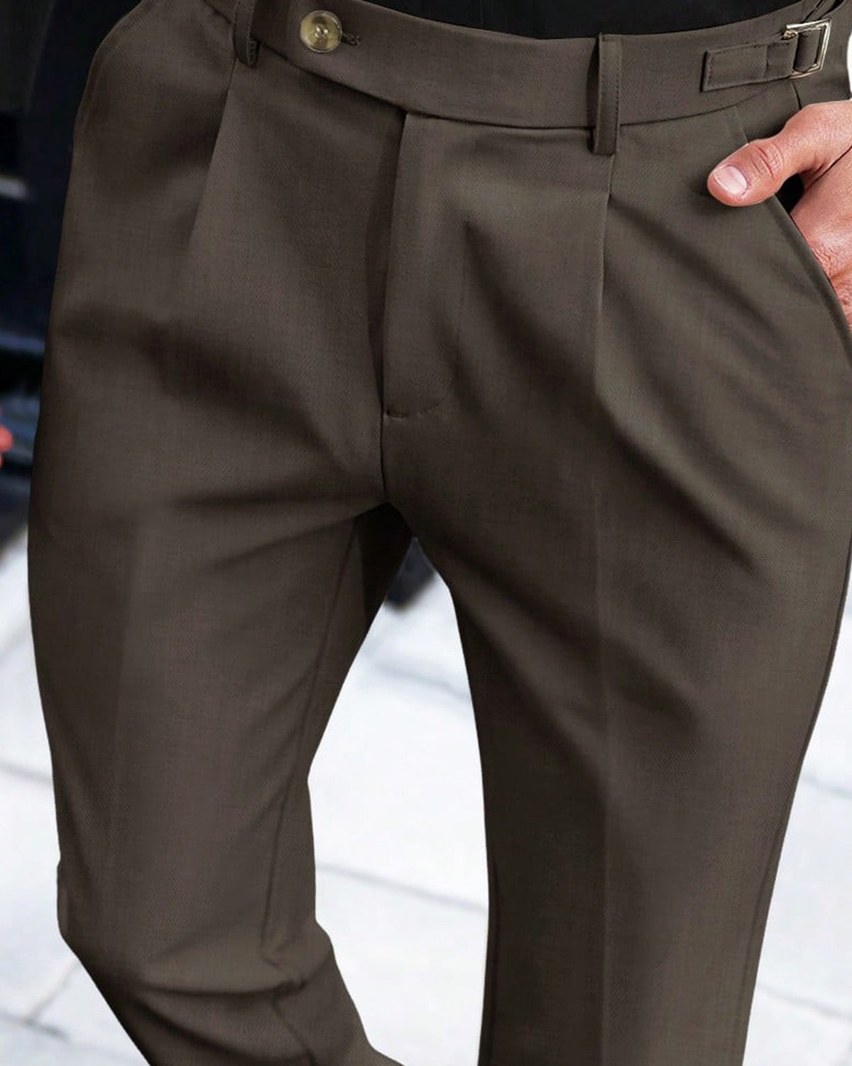 Men's Trousers in Coffee Brown - detalhe