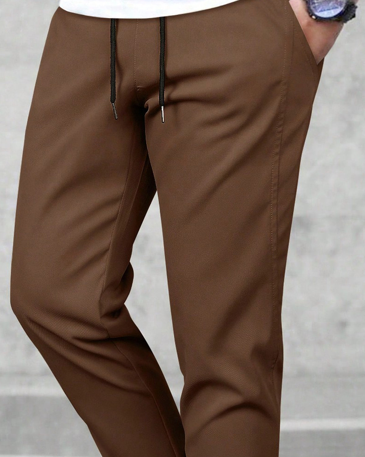 Men's Trousers in Coffee Brown - detalhe