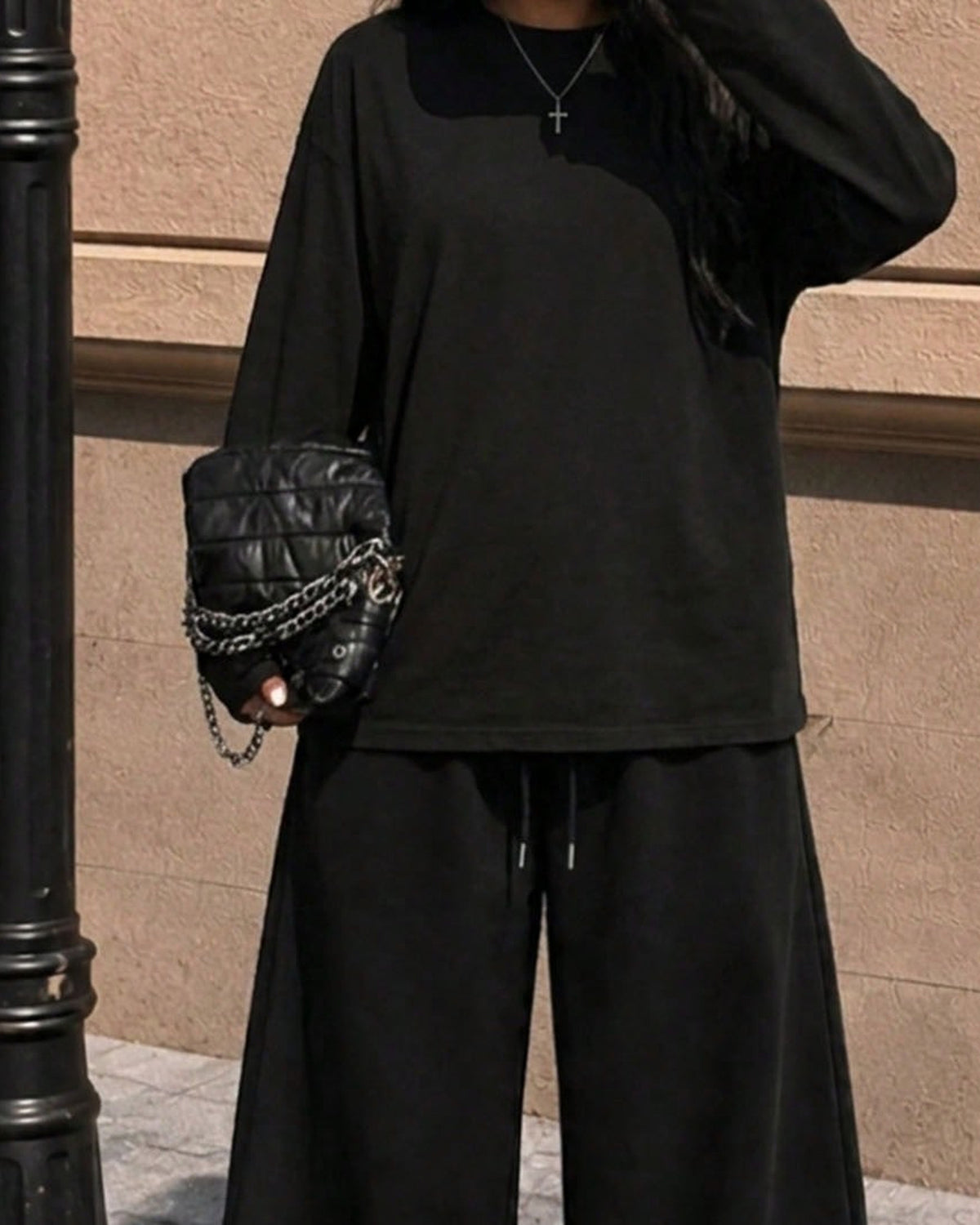 Women's Co-ord Set in Black - detalhe