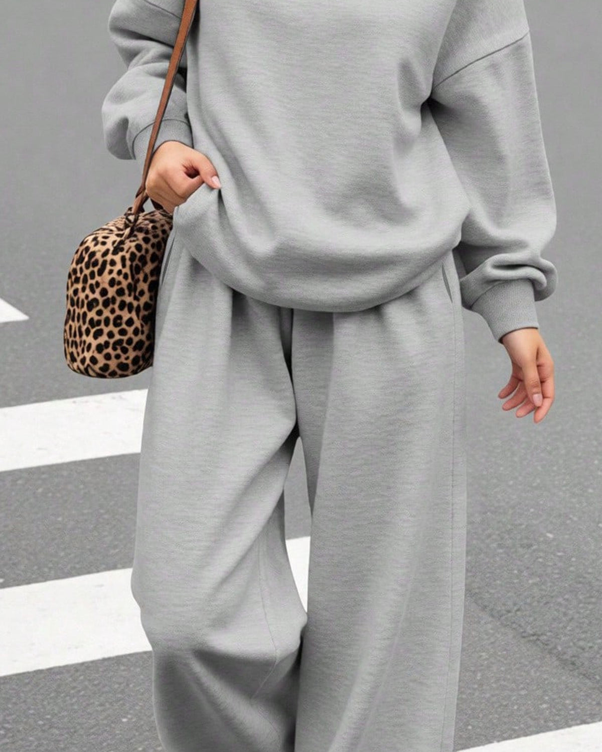 Women's Co-ord Set in Light Grey - detalhe