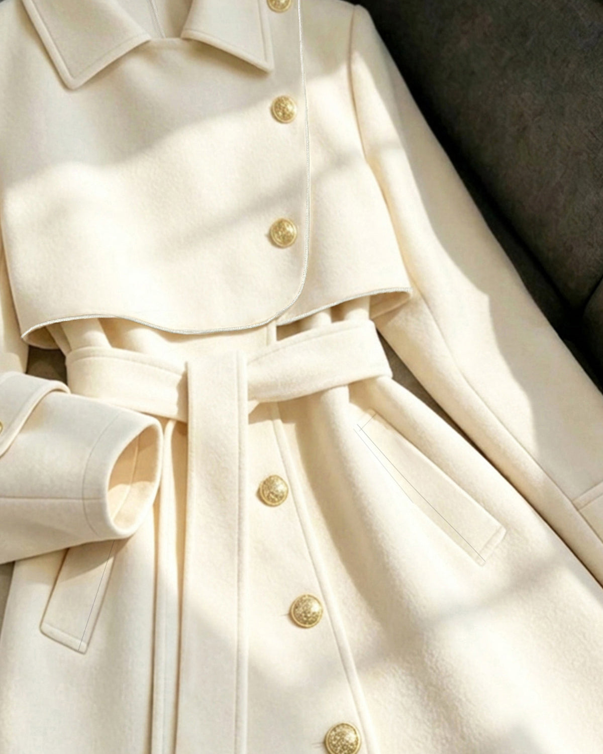 Women's Jacket in Apricot - detalhe