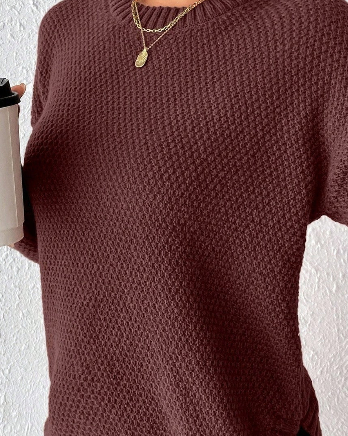 Women's Long Sleeve Crew Neck Jumper in Coffee Brown - detalhe